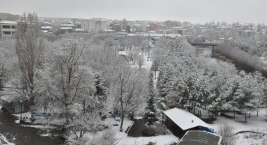 Kars baharda kışı yaşıyor