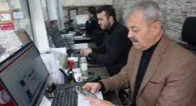 Muhtarların sosyal medya hesabını taklit edip dolandırdılar