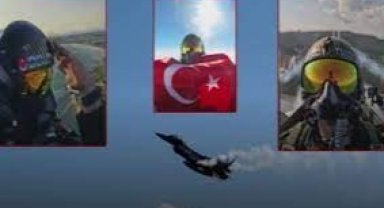 SOLOTÜRK Çanakkale Şehitlerini selamladı