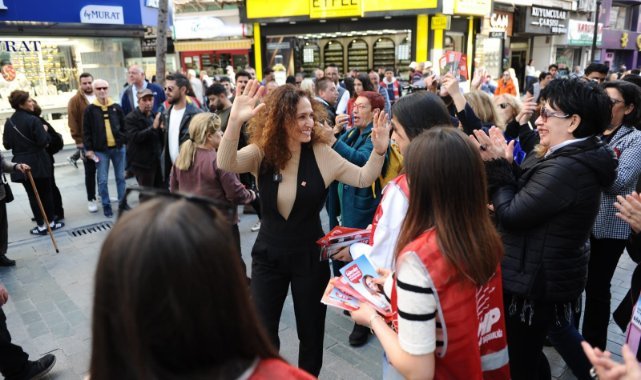 Yıldız Ünsal’dan ‘Açık Hava Kent Müzesi’ ve ‘Karşıyaka Karnavalı’ müjdesi