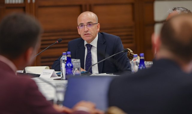 Bakan Şimşek: "Aylık enflasyon, öngörümüz doğrultusunda mart ayında geriledi"