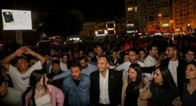 Bornova'da Ömer Eşki dönemi. Oyların yüzde 49,65'ini alarak kazandı.