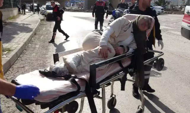 Boşanma aşamasındaki eşini tabancayla vurup rehin aldı