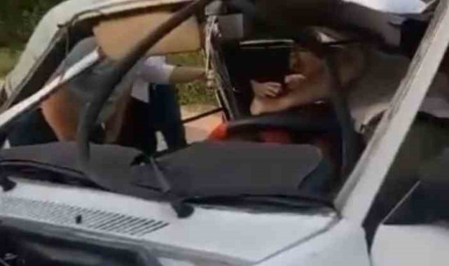 Bursa’da Tofaş otomobil hurdaya döndü