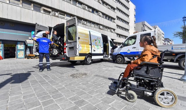 Büyükşehir'den ‘engelsiz yaşam’ için yol yardım desteği