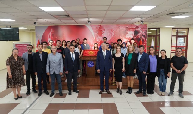 Ege Üniversitesinde 57. Alay temsili sancağını 1 milyonun üzerinde kişi ziyaret etti
