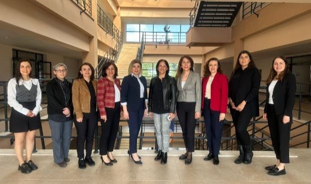 EÜ’de “Uluslararası Hemşirelik Araştırmalarında İşbirliği Sempozyumu-2” yapıldı