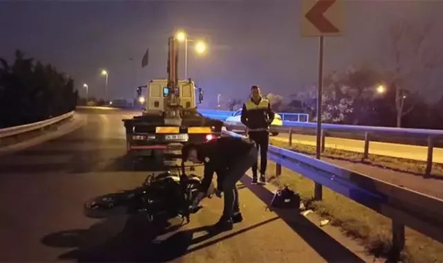 Eyüpsultan'da motosiklet bariyerlere çarptı: 1 ölü, 1 yaralı