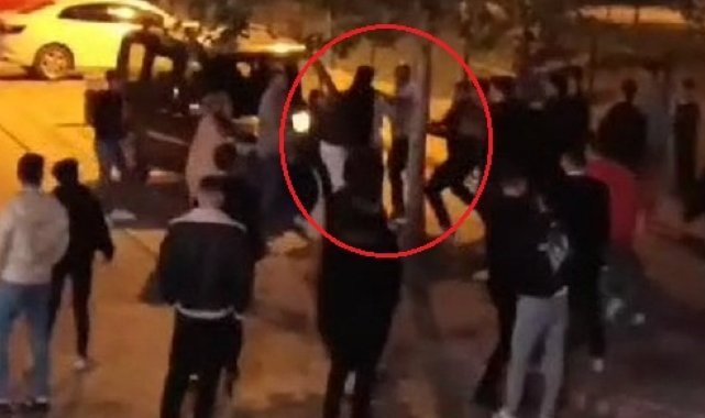 İki ailenin tekmeli, yumruklu kavgası
