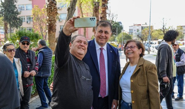 İlk ziyaret Zübeyde Ana'ya