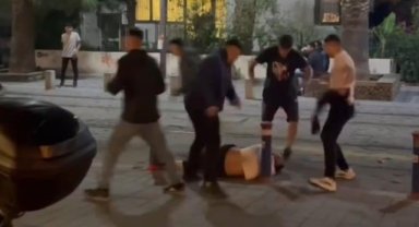 İzmir'de 7 kişi 2 kişiyi öldüresiye dövdü