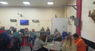 İzmir'de kumar baskını: 68 kişi yakalandı