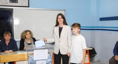 İzmir'e 33'lük iki başkan