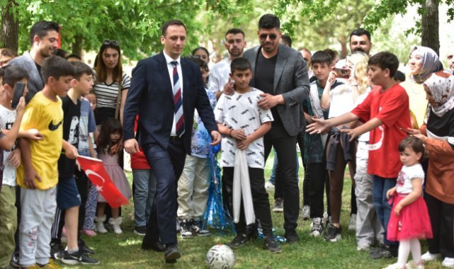 İzmirliler Aşık Veysel’deki Uçurtma Şenliği’nde buluştu