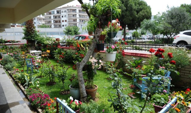 Karşıyaka’da en güzel balkon ve bahçeler yarışıyor