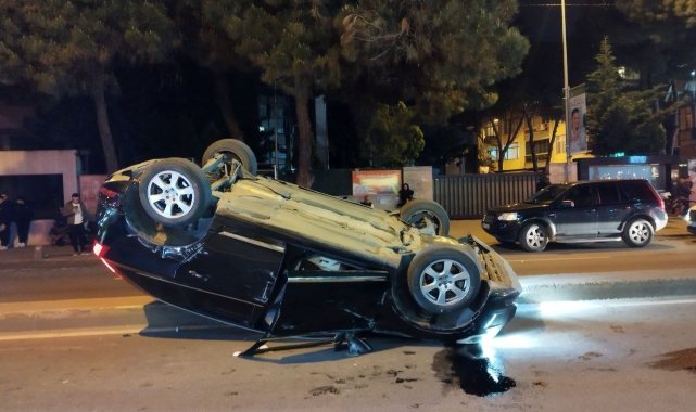 Maltepe’de otomobil park edilmek istenen araca çarpıp takla attı