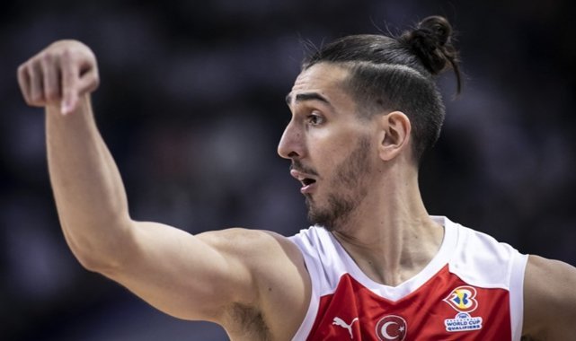 P. Karşıyaka’da Kenan Sipahi sakatlandı