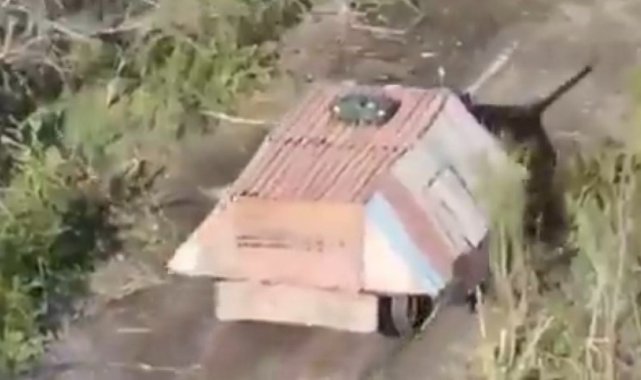Savaş arenasında modern saldırılar ile ilkel savunma stratejileri bir arada kullanılıyor