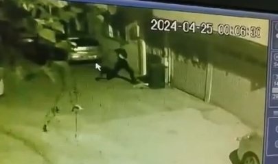 Sinirini çöp kutusundan çıkardı