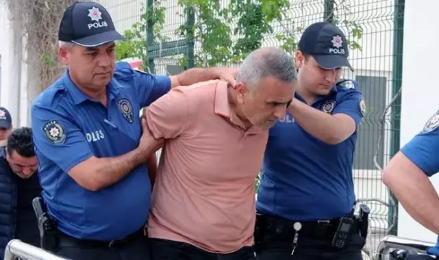 Takiple durdurulan kamyonette polise silah çekip tehdit eden belediye temizlik işleri müdürü tutuklandı