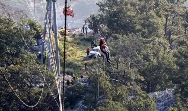 Teleferik kazasında kabinlerde mahsur kalanlardan 137'si kurtarıldı
