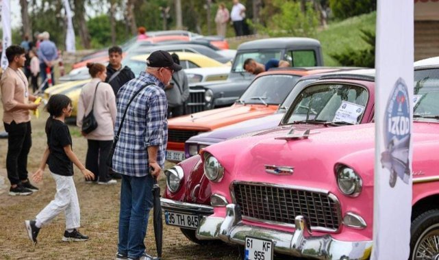 12. Klasik Otomobil Şöleni Urla'da