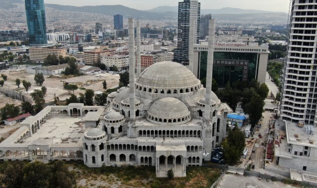 Açıldığında protokol camisi olacaktı, 7 yılda tamamlanamadı