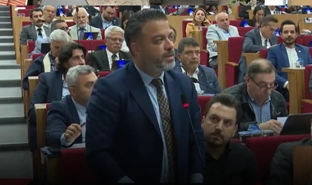 AK Parti Grubu'ndan toplu taşımada yaş sınırına tepki! ‘’Kart sahipleri mağdur olacak’’