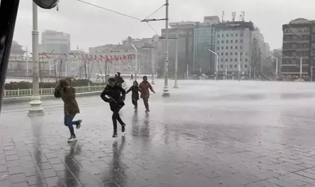 AKOM'dan sağanak yağış ve fırtına uyarısı
