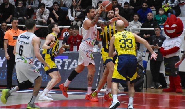 Aliağa Petkimspor, Fenerbahçe deplasmanında