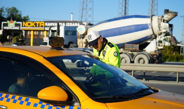 Arnavutköy’de trafik denetiminde ilginç diyaloglar, “polis tek tek yalanları ortaya çıkarttı”