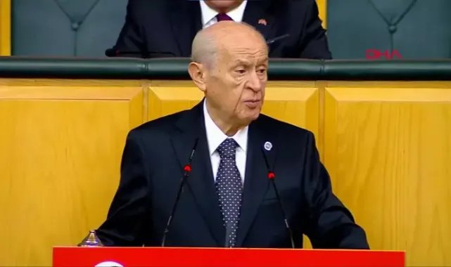 Bahçeli: ABD Suriye ve Irak'tan derhal çekilmeli