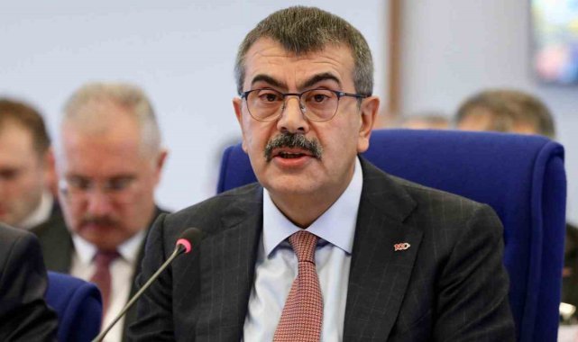 Bakan Tekin, yeni müfredatı onayladı