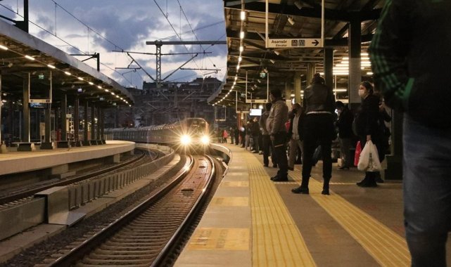 Bakan Uraloğlu: 19 Mayıs'ta Marmaray, Başkentray, İZBAN ücretsiz