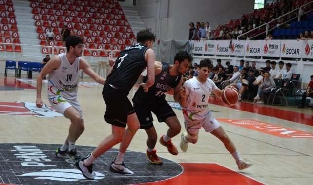 Basketbol Gençler Ligi: Aliağa Petkimspor: 63 - Beşiktaş :72