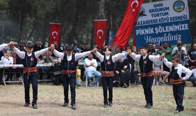 Binlerce Erzurumlu İzmir'deki piknik şöleninde bir araya geldi