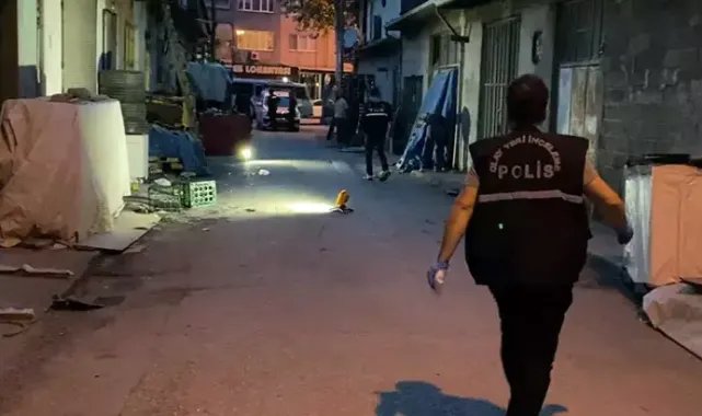 Birlikte alkol alırken tartıştığı arkadaşını, kırık şişeyle boğazından yaraladı