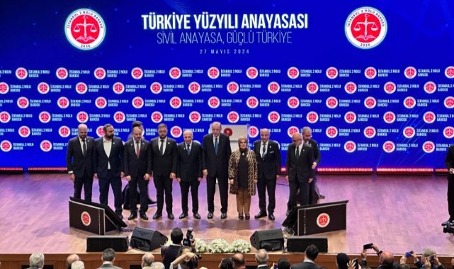 Cumhurbaşkanı Erdoğan: "Çerçevesini darbecilerin çizdiği sorunlu anayasa ile yola devam edemeyiz"