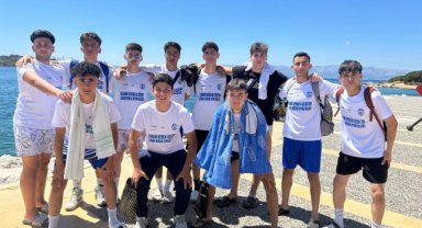 Efes Seçuklu Sporcular Çeşme'de yapılan yarımada spor oyunlarına katıldı