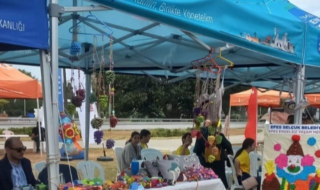 Efes Selçuk'un engelsiz yetenekleri İzmir'de beğeni topladı