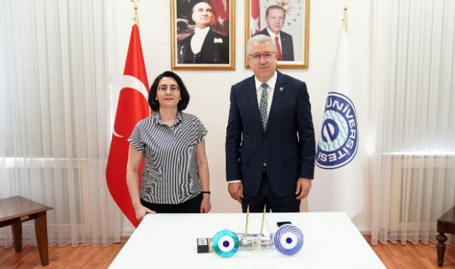 Egeli akademisyen ve ekibi ChatGPT’nin ürettiği metinlerin söylem analizini gerçekleştirecek