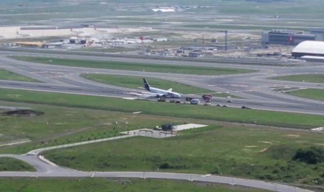 İstanbul Havalimanı’nda gövdesi üzerine inen Fedex uçağı havadan görüntülendi