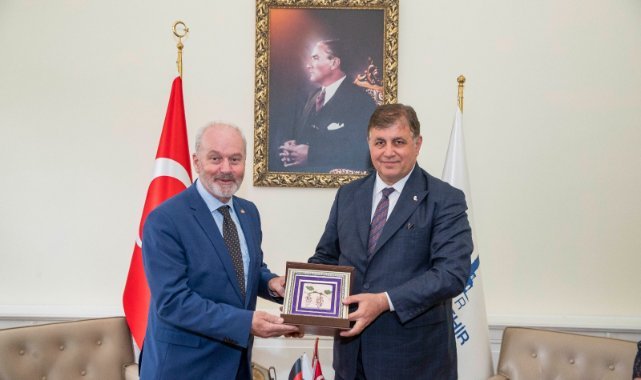 İzmir Avrupa’ya daha yakın olacak