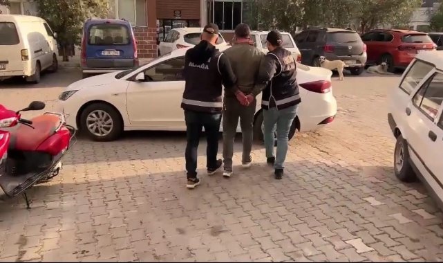 İzmir’de helikopter destekli operasyonda 13 şüpheli yakalandı