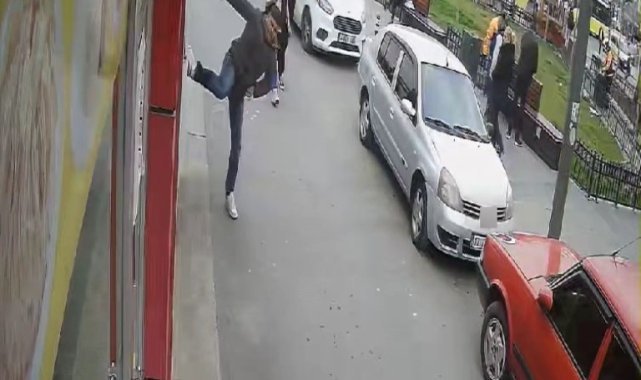 Kartal’da haraç alamadığı dükkana uzun namlulu silahla ateş açtı