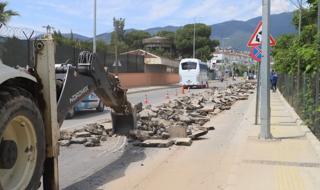 Ödemiş merkezde asfalt yama çalışmaları