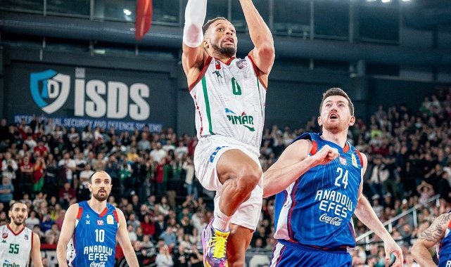 P. Karşıyaka bu sezon Efes'e karşı 1 galibiyet, 1 mağlubiyet aldı