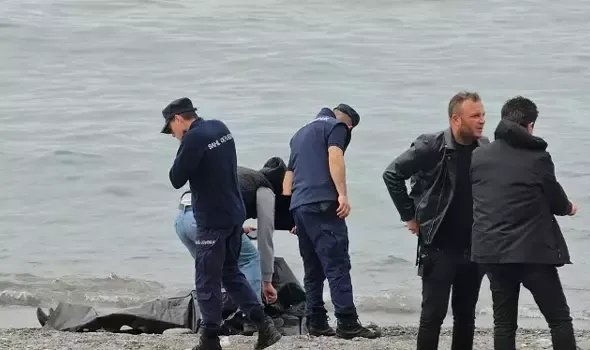 Sahile vuran ceset, ‘seçmen kağıdı’ndan teşhis edildi