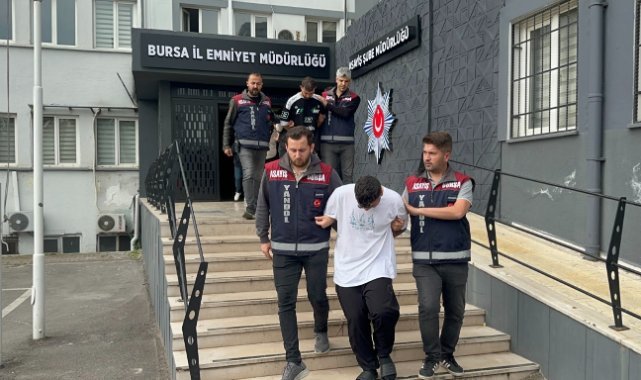 Sahte genç kız profili açarak vatandaşları dolandıran çete çökertildi