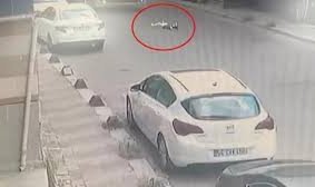 Sultanbeyli'de 8 yaşındaki çocuğa İETT otobüsü çarptı